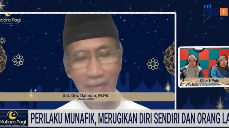Perilaku Munafik Merugikan Diri Sendiri dan Orang Lain