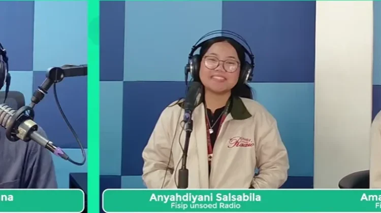 Tak Hanya Penyiar, Tim di Balik Layar Jadi Penentu Siaran Radio