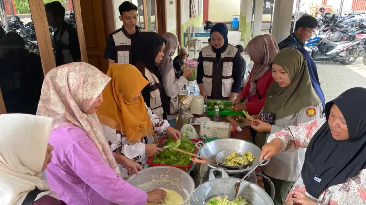 Mahasiswa UMP Olah Selada Jadi Produk Bernilai Ekonomi
