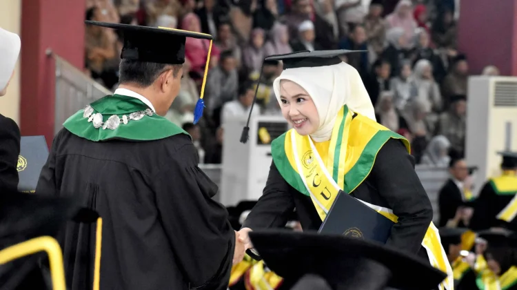 57,6 Persen Wisudawan Unsoed Periode 162-163 Raih Predikat Cumlaude