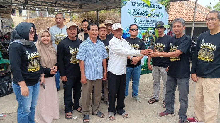 Kagama Banjarnegara Bantu Air, Tanam Aren untuk Masa Depan