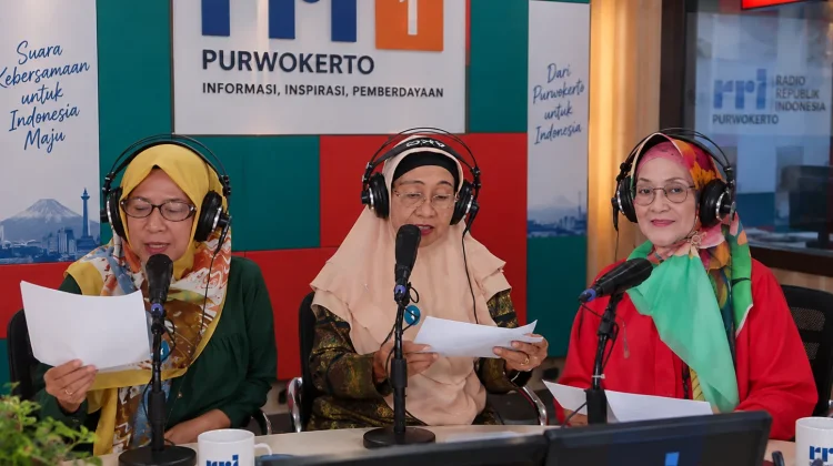 Kembali ke Rumah, Penyiar Purna Tugas Kembali Mengudara di HUT ke-81 RRI