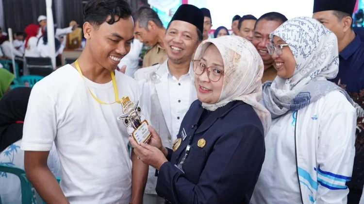 Prioritaskan Kualitas Guru, Bupati Kebumen Genjot Pembangunan SDM