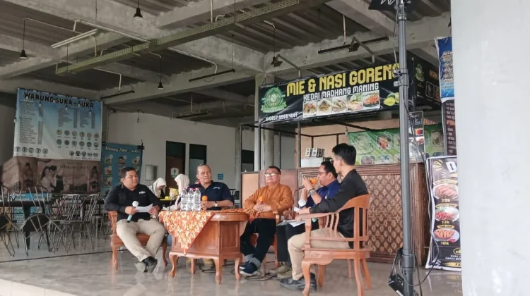 Bank Street Bung Karno, Wisata Kuliner yang Menarik