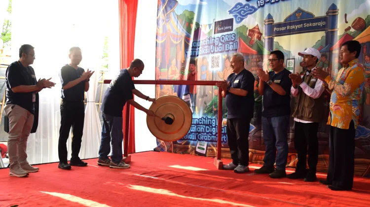 Dorong Pasar Lebih Ramai, DKUKMP Banyumas Gelar Festival Pasar Rakyat