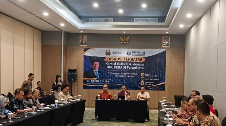 Komisi Yudisial dan Peradi Purwokerto Bahas Integritas Penegakan Hukum