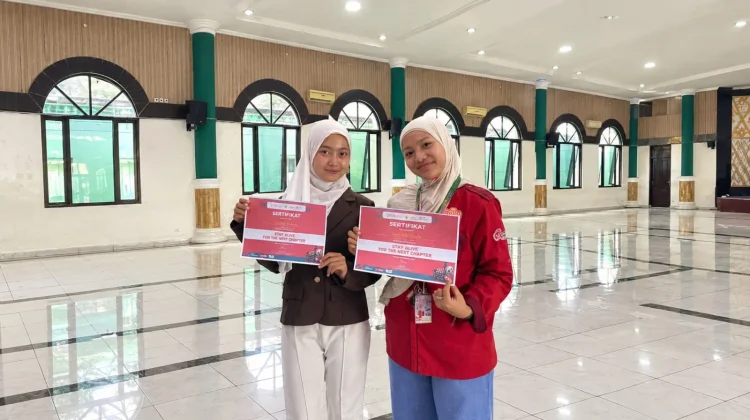 Dua Anggota Radio Star UIN Saizu Raih Juara Nasional Social Media Challenge