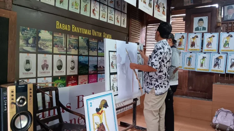 Pameran Wayang Dongeng Kenalkan Lukis Wayang kepada Siswa