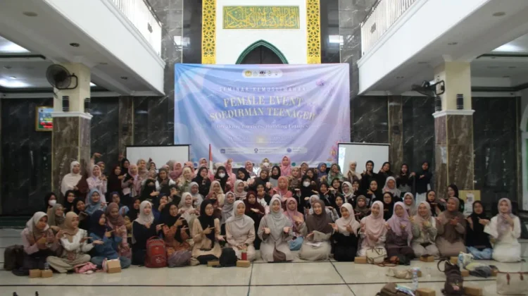 Seminar Kemuslimahan UKKI Unsoed Dorong Remaja Kembangkan Potensi