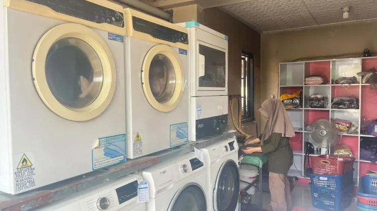 Kesibukan Kuliah Dorong Mahasiswa Pilih Jasa Laundry