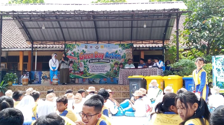SDN 1 Krandegan Banjarnegara Manfaatkan Sampah MBG Sebagai Ecoenzym