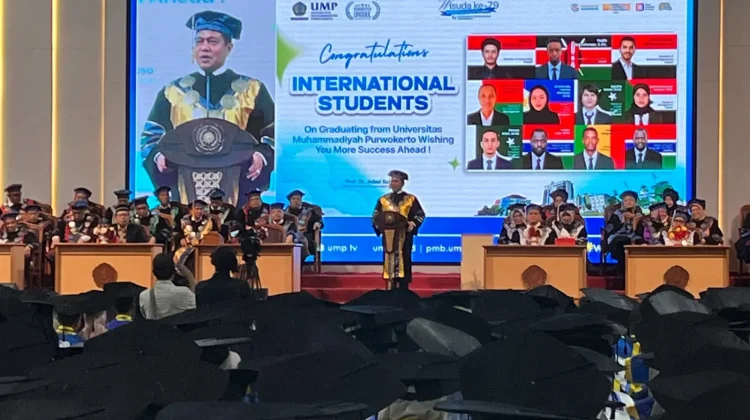 12 Mahasiswa Internasional Selesaikan Studi di UMP