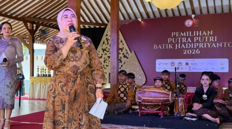 Siti Mukaromah Dorong Batik Banyumasan Mendunia
