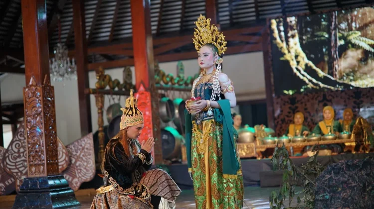 Dosen UIN Saizu Pentaskan Legenda Nyi Rantan Sari di TMII, Angkat Pesan Ekoteologi