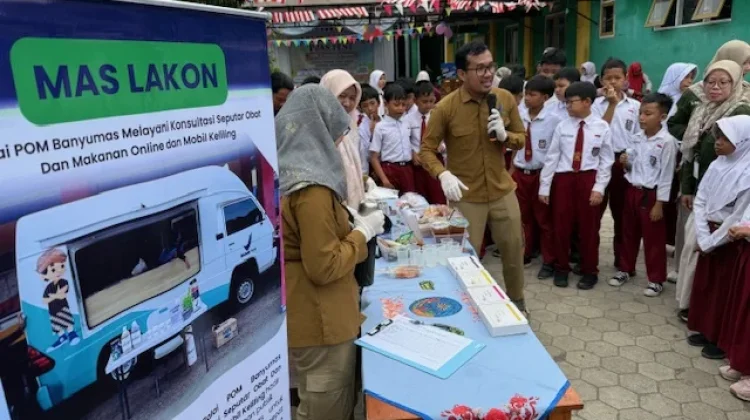 Balai POM Uji Jajanan Sekolah di SDN 2 Sokaraja Kulon