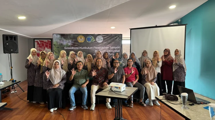 Unsoed Kenalkan Konsep School-to-Home Waste Linkage