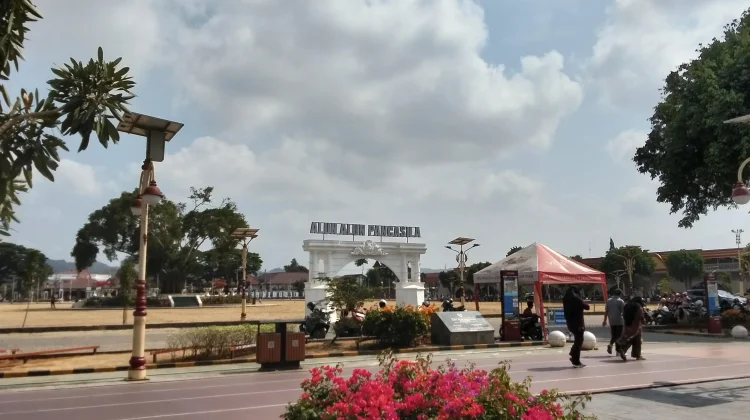 Revitalisasi Alun-Alun Kebumen, Warga Makin Betah