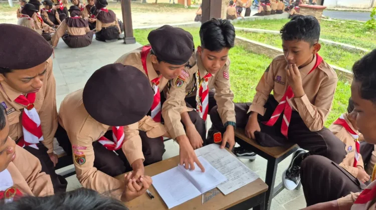 Bukan Sekadar Juara, Pramuka SMPN 4 Kedungbanteng Jadi Wadah Pembentukan Karakter
