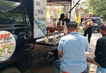 Klien Bapas Purwokerto Berdaya lewat Usaha Kelapa Muda