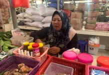 Penjual Bumbu Giling Prediksi Kenaikan Harga Selama Ramadan