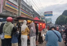 Puasa Perdana, Penjual Takjil Padati Kawasan Unsoed