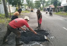 DPU gerak cepat perbaiki jalan Kalikabong usai terima keluhan