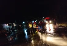 Tumpahan Material Semen Ganggu Pengendara di Cimanggu, Damkar Majenang Bertindak