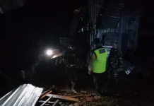Hujan Angin Robohkan Rumah Makan di Mirit Kebumen