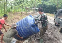 Dedikasi Serda Eko di Balik Progres TMMD Brebes
