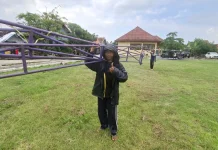 Warga Desa Cikuya Antusias Siapkan Upacara Penutupan TMMD Ke-127