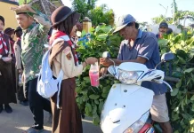 Pangkalan SDN 3 Pasinggangan Bagikan Ratusan Takjil