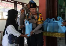 Polresta Banyumas Salurkan Ribuan Paket Zakat Fitrah Menjelang Idulfitri
