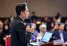 Tantangan Komunikasi Islam di Tengah Arus Informasi Digital