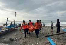 Korban Terseret Ombak di Pantai Watu Bale Kebumen Ditemukan Meninggal