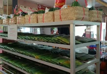 Omzet Toko Oleh-Oleh Sawangan Tembus 100 juta