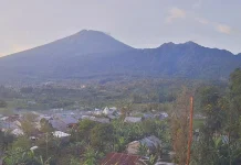 Aktivitas Slamet Naik, Masyarakat Diminta Waspada namun Tetap Tenang