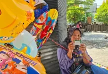Balon-Balon Harapan dari Sudut Desa Depok