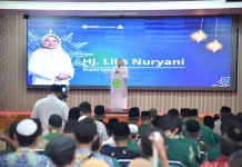 PCM Gombong Terima Wakaf Produktif Dua Minimarket