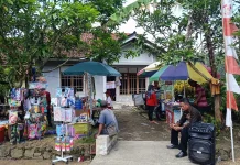 Kehadiran Bupati Banyumas di Besuki Dongkrak Penjualan UMKM Lumbir