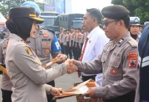 Apel Jam Pimpinan, Polres Purbalingga Beri Penghargaan 23 Personel Berprestasi