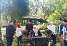 AGSI Ziarah ke Makam Rektor Pertama UI di Wonosobo