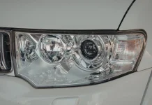 Yuk Kenali Arti Warna Lampu Kendaraan agar Lebih Paham