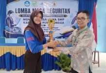Pelajar SMP Tunjukkan Cinta Bahasa Jawa di Hardiknas 2026