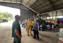 DLHPKP Purbalingga Lakukan Kunjungan Studi Tiru Pengelolaan Sampah di Sokaraja