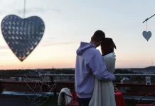 Twin Flame vs Soulmate: Kisah Cinta atau Sekadar Konsep