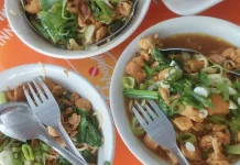 Nikmatnya Mie Ayam Kuthel Susi Sotang Temani Wisata di Waduk Sempor