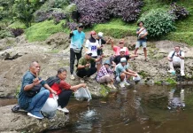 Dari Alumni untuk Alam: 1.400 Benih Ikan Melem Ditebar di Dua Curug Ikonik Banyumas