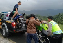 Polsek Bobotsari Bubarkan Balap Liar, Tiga Sepeda Motor Diamankan