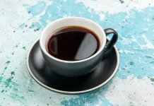 Sakit Perut Habis Minum Kopi: Normal atau Tanda Lambung Bermasalah?