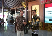 Jelang Purnatugas, 71 ASN Banyumas Terima SK Pensiun
